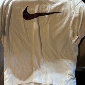 Nike White Short Sleeve Tees Classic Design